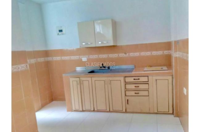 Apartamentos, Alquiler, Bretaña - $600.000