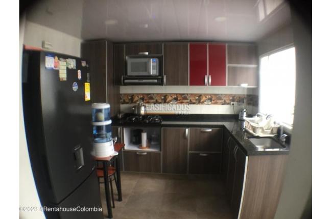 Casas, Venta, Bogotá - $530.000.000