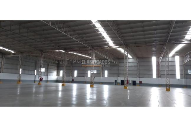 Locales y Bodegas, Alquiler, Yumbo - $268.150.000