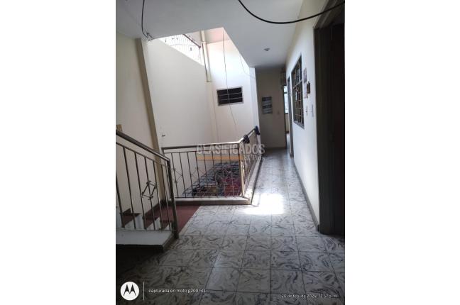 Casas, Venta, Lourdes - $310.000.000