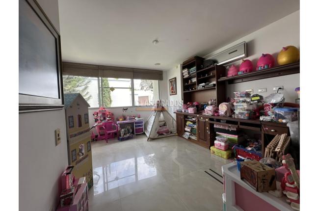 Casas, Venta, Ciudad Jardín - $1.700.000.000