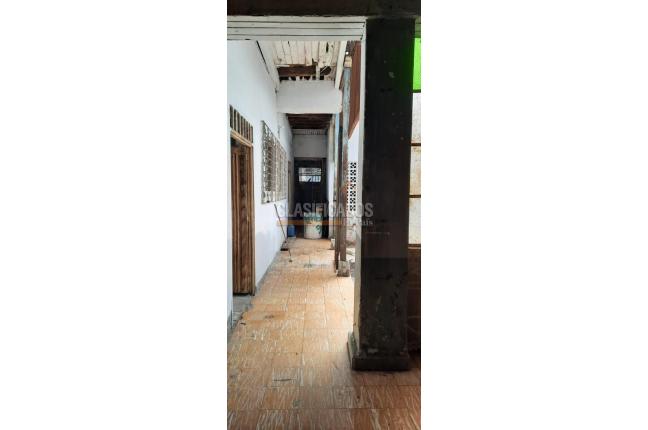 Casas, Venta, La Merced - $2.100.000.000