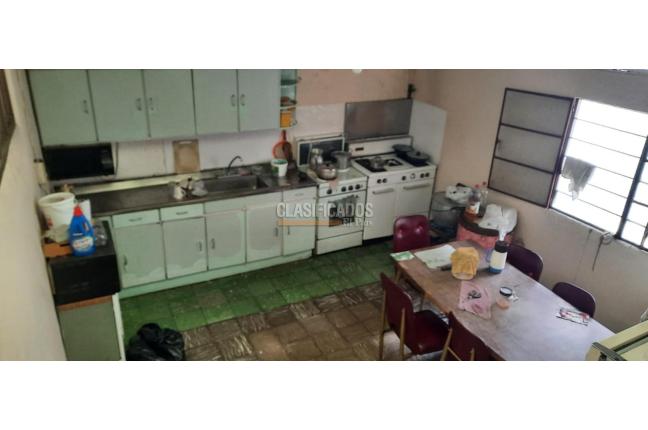 Casas, Venta, La Merced - $2.100.000.000