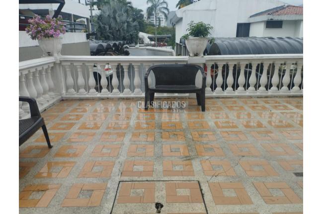 Casas, Venta en El Mameyal