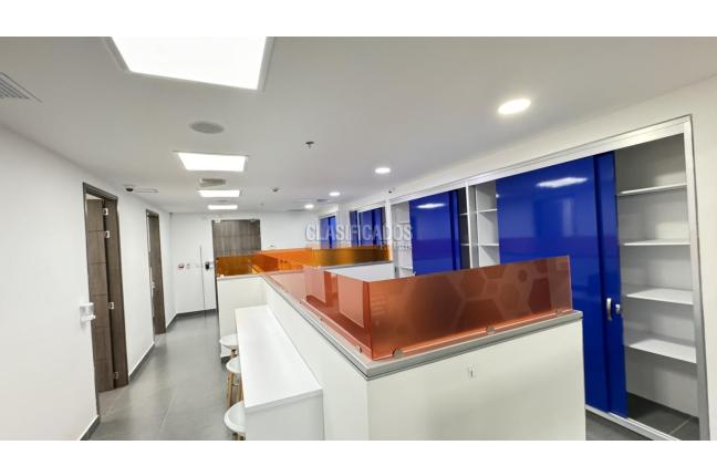 Oficinas y Consultorios, Alquiler, Centro Ccial. Jardín Plaza - $8.000.000