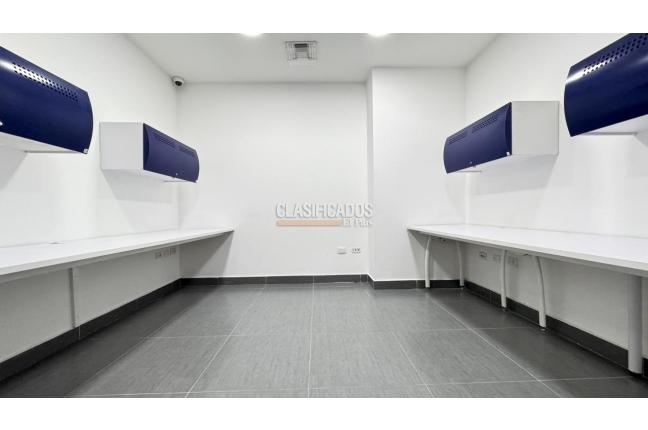 Oficinas y Consultorios, Alquiler, Centro Ccial. Jardín Plaza - $8.000.000