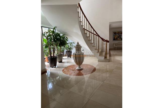 Apartamentos, Venta, Altos Cristales - $1.600.000.000