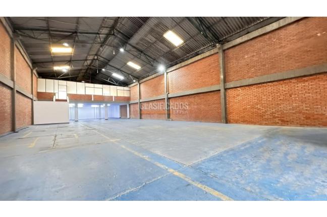 Locales y Bodegas, Alquiler, Yumbo - $10.048.000