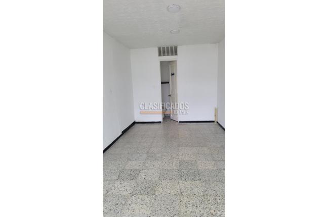 Locales y Bodegas, Alquiler, La Flora - $1.200.000