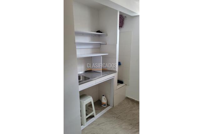 Oficinas y Consultorios, Alquiler, La Flora - $3.500.000