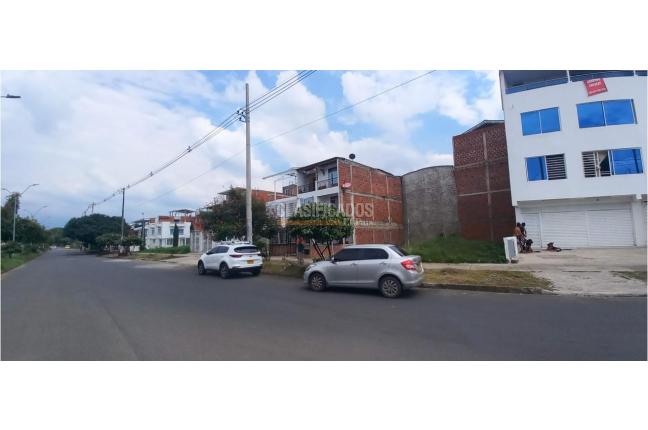 Lotes, Venta en Ciudad 2.000