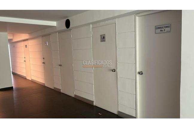 Oficinas y Consultorios, Venta en Santa Mónica Norte