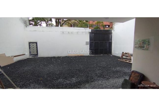 Oficinas y Consultorios, Alquiler, Santa Rita - $3.000.000