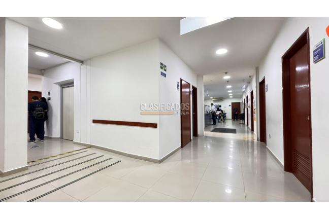Oficinas y Consultorios, Alquiler, Versalles - $30.000.000