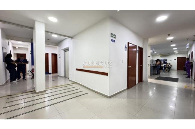 Oficinas y Consultorios, Alquiler, Versalles - $30.000.000