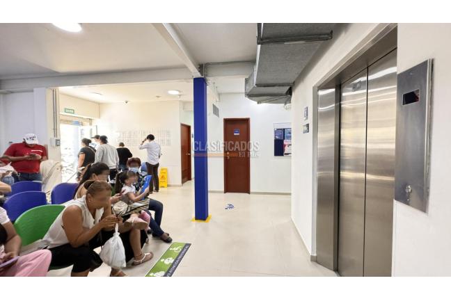 Oficinas y Consultorios, Alquiler, Versalles - $30.000.000