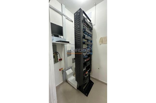 Oficinas y Consultorios, Alquiler, Versalles - $30.000.000