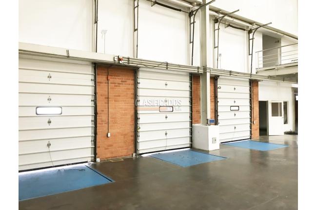 Locales y Bodegas, Alquiler, Arroyohondo - $96.600.000