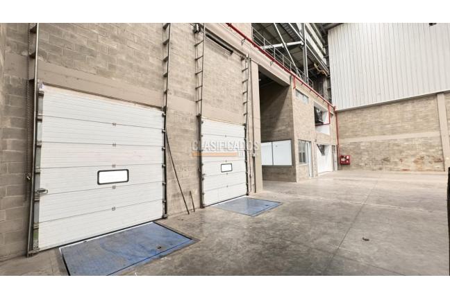 Locales y Bodegas, Alquiler, Yumbo - $48.000.000