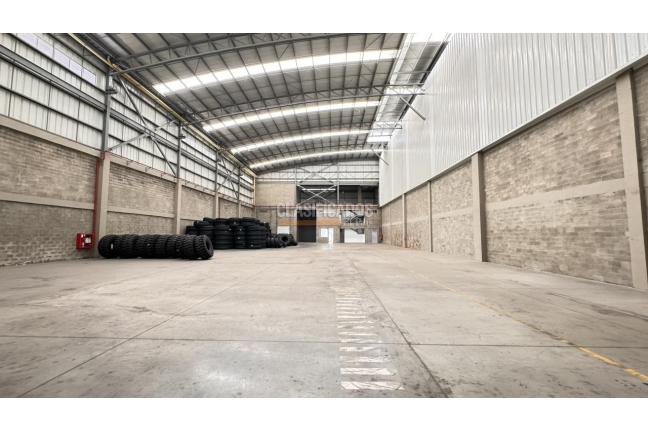 Locales y Bodegas, Alquiler, Yumbo - $48.000.000