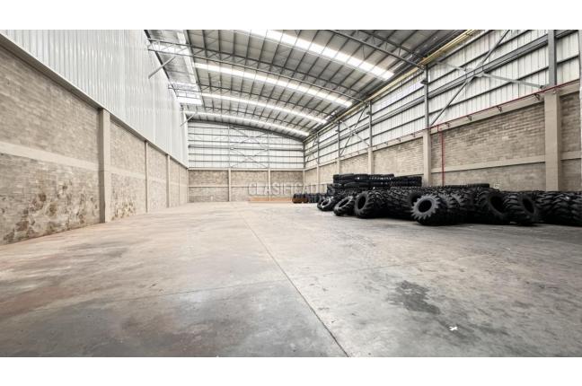 Locales y Bodegas, Alquiler, Yumbo - $48.000.000