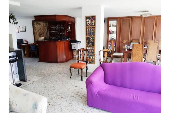 Apartamentos, Venta en Arboleda