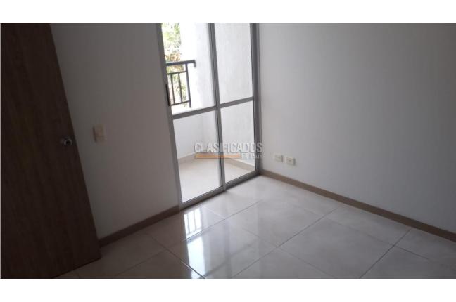 Apartamentos, Alquiler, Prados del Norte - $2.200.000