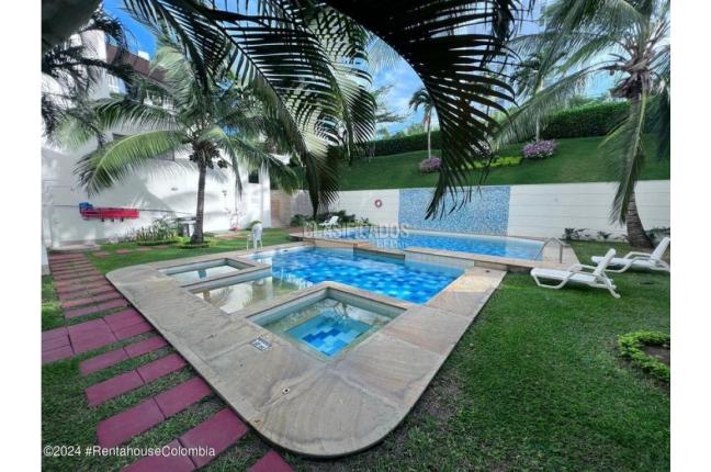Apartamentos, Venta, Los Patios - $380.000.000