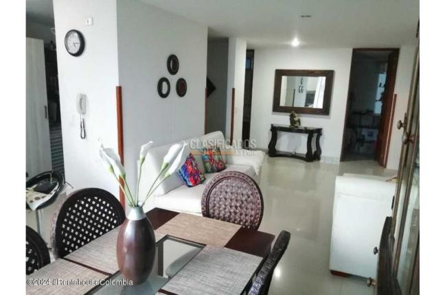 Apartamentos, Venta, Los Patios - $380.000.000
