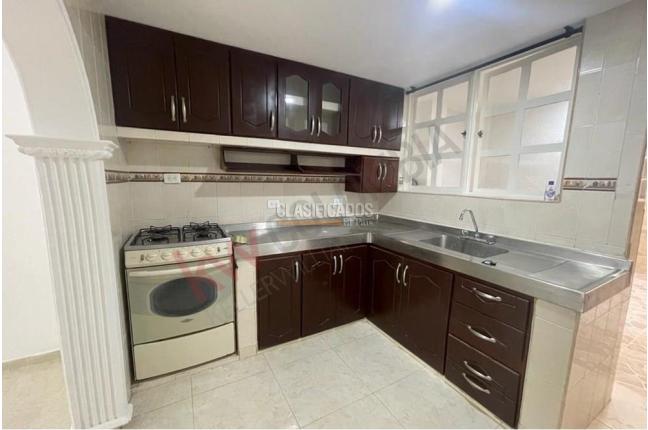 Casas, Alquiler, Ciudad 2.000 - $1.000.000