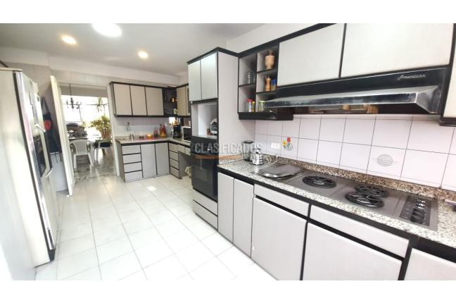 Apartamentos, Venta, Centenario - $850.000.000