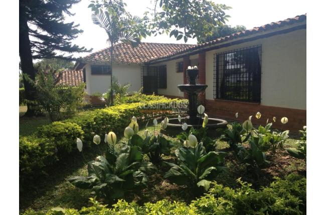 Casas, Venta, La Buitrera - $2.200.000.000