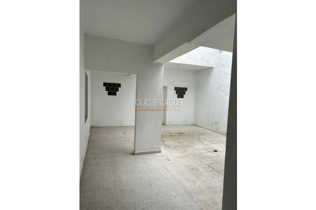 Casas, Alquiler, Granada - $6.300.000