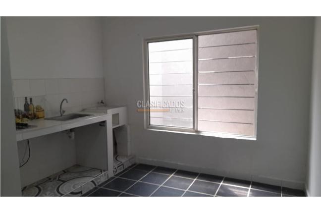 Apartaestudios, Alquiler, Alfonso López - $590.000