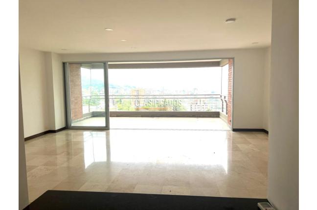 Apartamentos, Venta, Cristales - $1.200.000.000