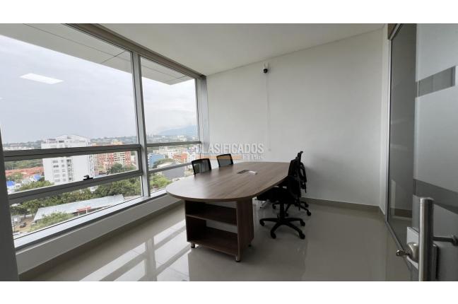 Oficinas y Consultorios, Alquiler, Centro Ccial. Jardín Plaza - $9.000.000