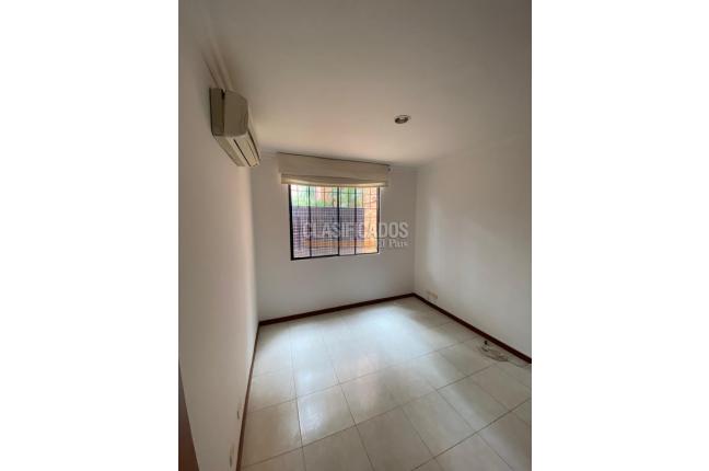 Apartamentos, Venta, El Ingenio - $550.000.000