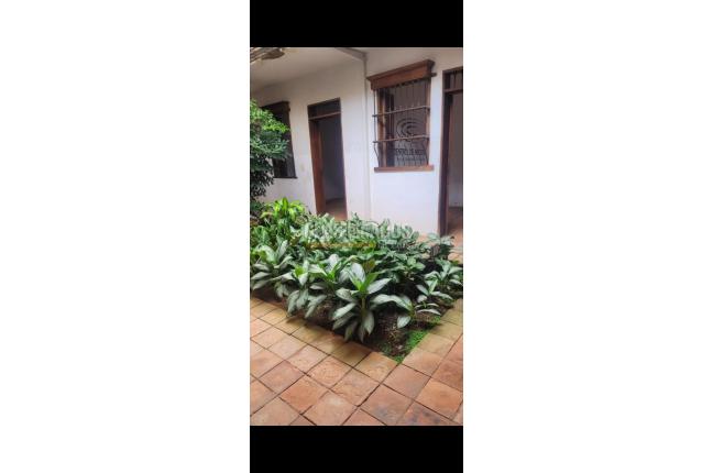 Oficinas y Consultorios, Venta en San Antonio