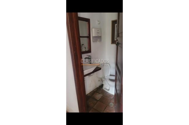 Oficinas y Consultorios, Venta, San Antonio - $945.000.000