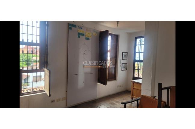 Oficinas y Consultorios, Venta, San Antonio - $945.000.000