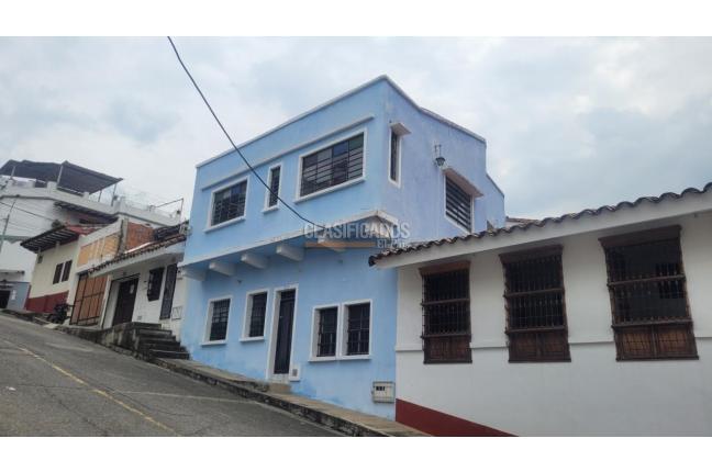 Oficinas y Consultorios, Venta en San Antonio