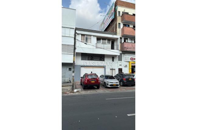 Edificios, Venta en Alameda