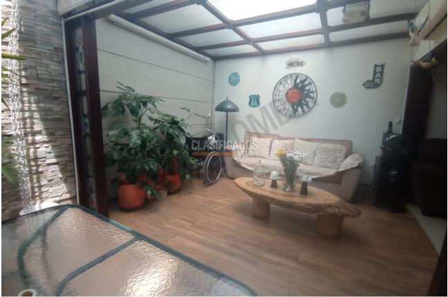 Casas, Venta, Pampalinda - $690.000.000