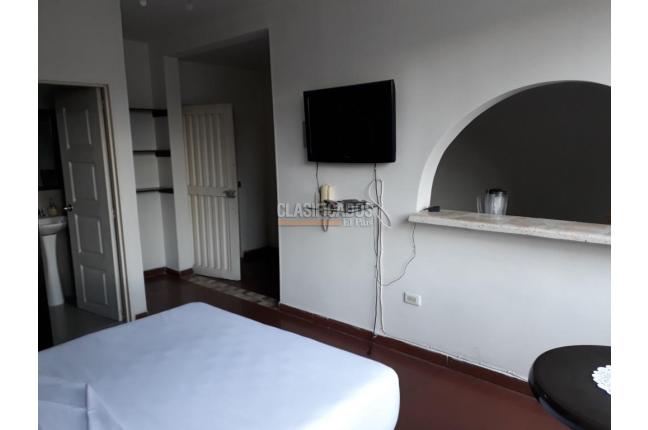 Edificios, Venta, Versalles - $1.100.000.000