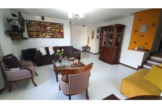 Casas, Venta, Bellavista - $590.000.000