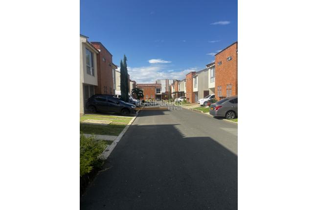 Casas, Venta, Paseo de Pangola - $550.000.000