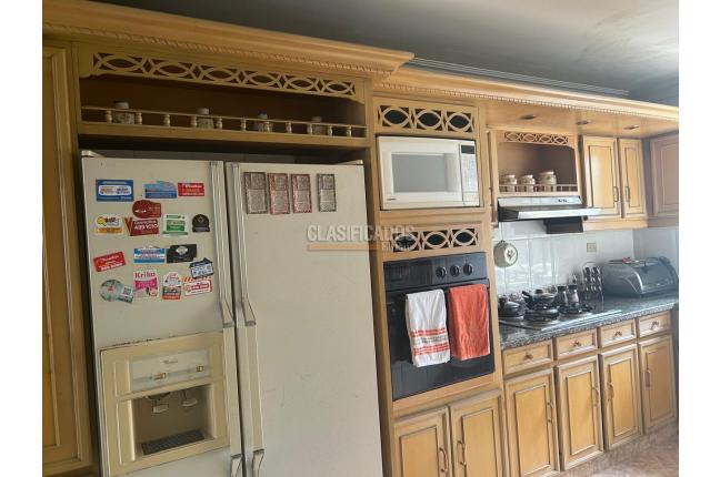 Apartamentos, Venta, Versalles - $750.000.000