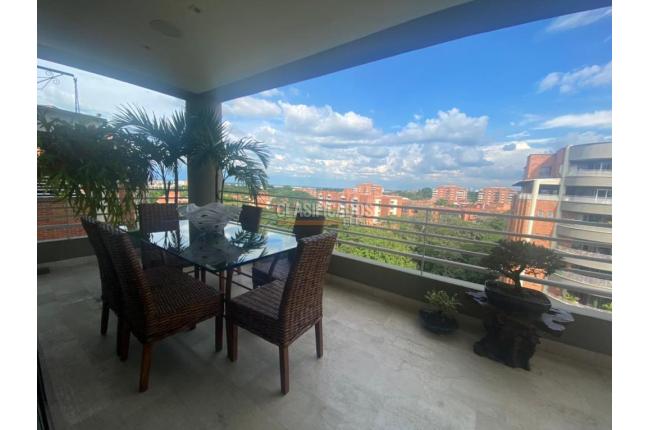 Apartamentos, Venta en Ciudad Jardín