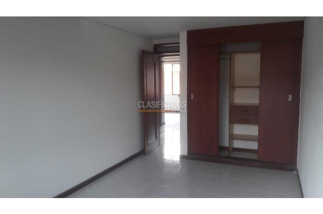 Casas, Alquiler, La Flora - $3.400.000