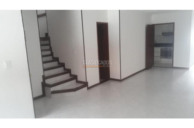 Casas, Alquiler en La Flora